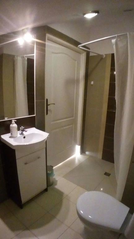 Dworek Poznan Bed & Breakfast Eksteriør bilde